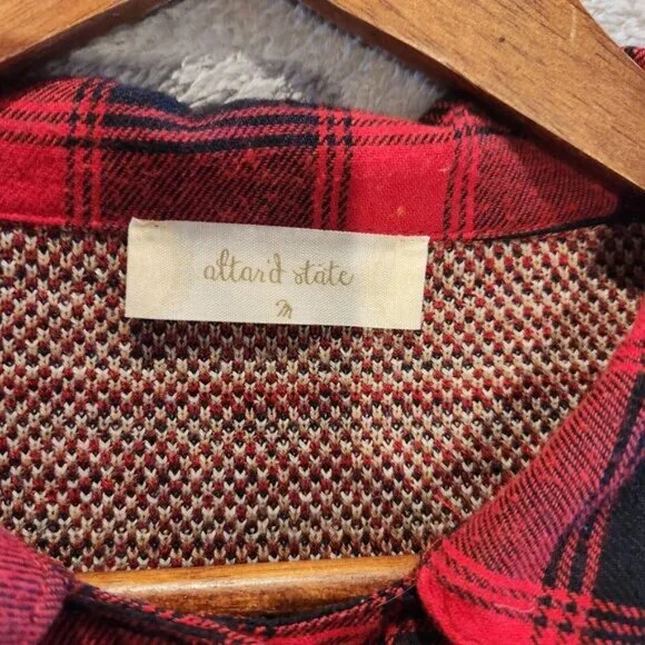 Altar'd State Womens Red Black Fair Isle Trimmed Button Up Shirt Size M Western - Picture 4 of 12